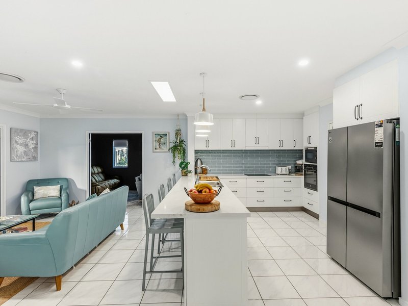 Photo - 17 Anchorage Circuit, Twin Waters QLD 4564 - Image 16