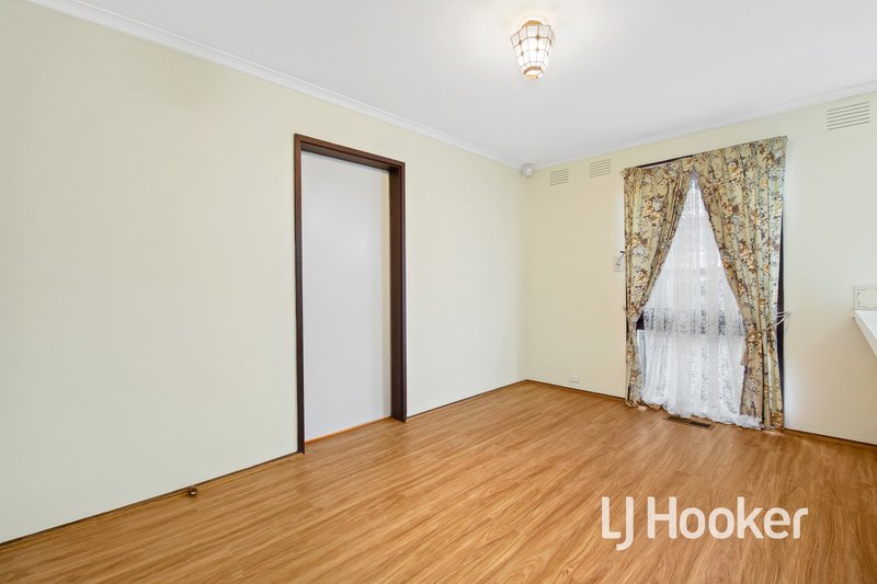 Photo - 17 Anderson Court, Endeavour Hills VIC 3802 - Image 5