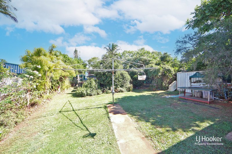 Photo - 17 Andrew Street, Kallangur QLD 4503 - Image 9