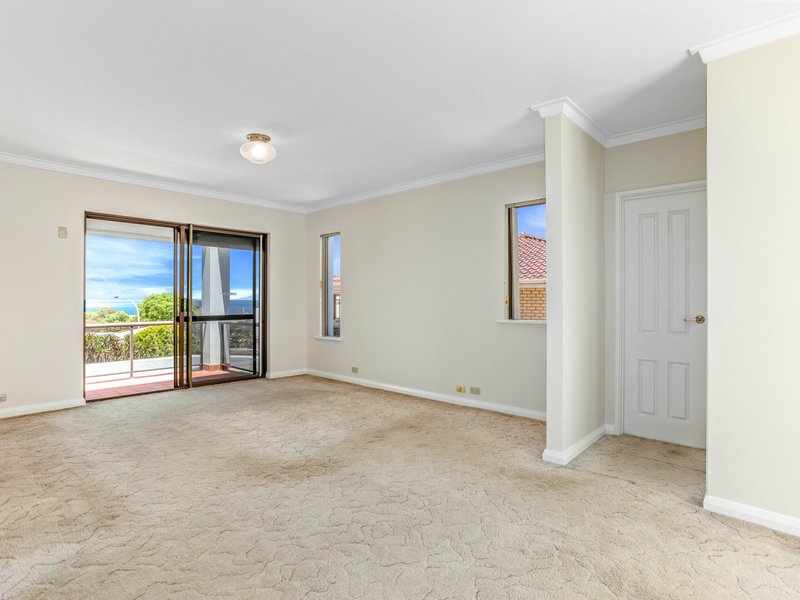 Photo - 17 Anitra Court, Coogee WA 6166 - Image 25