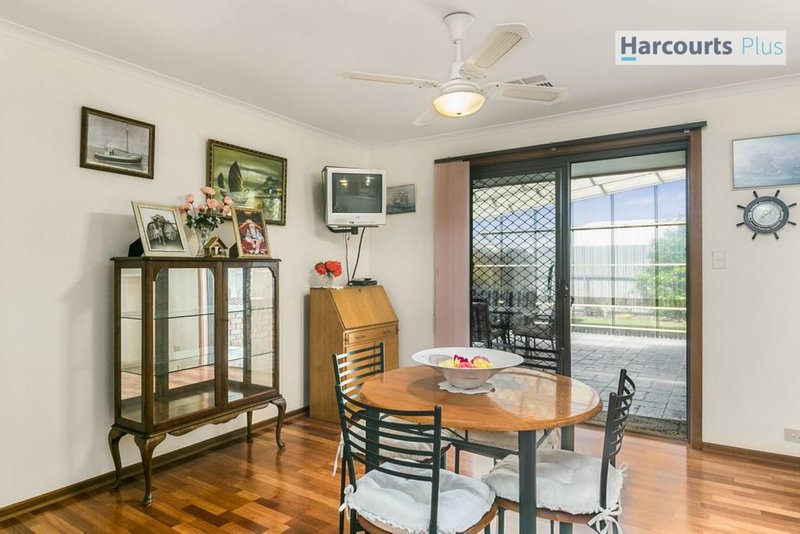 Photo - 17 Antonia Circuit, Hallett Cove SA 5158 - Image 10