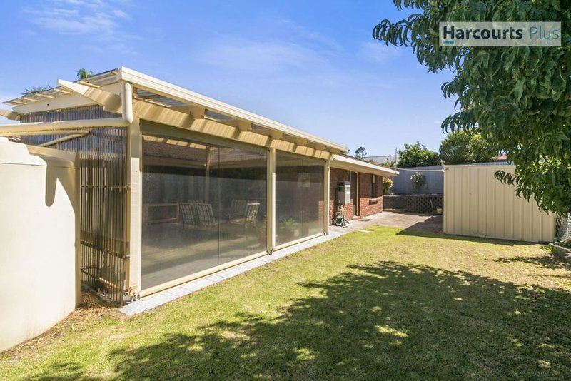 Photo - 17 Antonia Circuit, Hallett Cove SA 5158 - Image 19