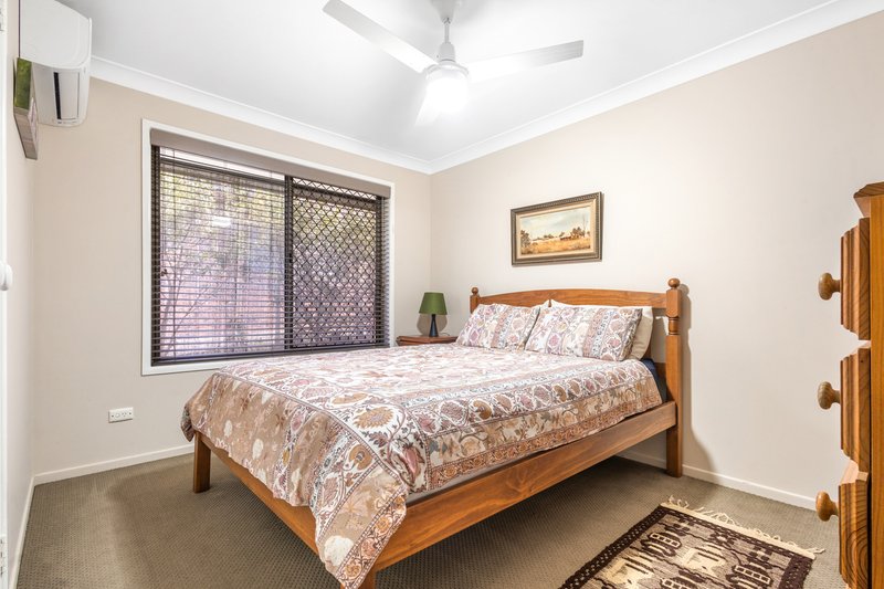 Photo - 17 Appledore Street, Bracken Ridge QLD 4017 - Image 16