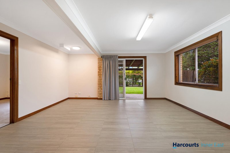 Photo - 17 Arabilia Street, Holland Park QLD 4121 - Image 4