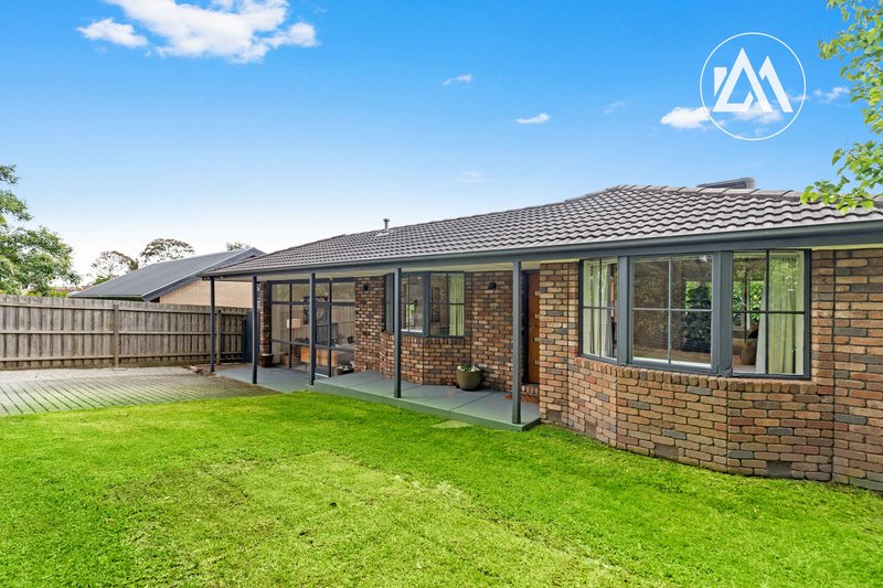 Photo - 17 Arkindale Place, Frankston South VIC 3199 - Image 2