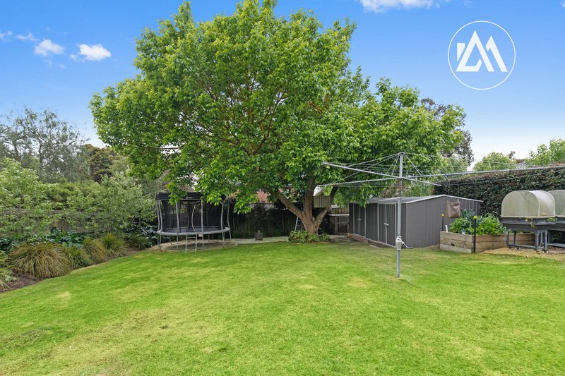 Photo - 17 Arkindale Place, Frankston South VIC 3199 - Image 16