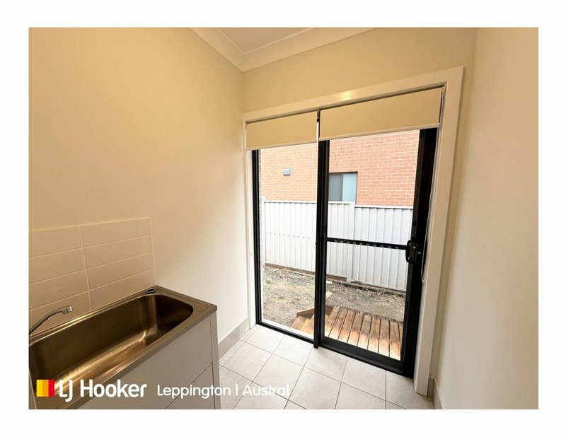 Photo - 17 Aroona Avenue, Austral NSW 2179 - Image 6
