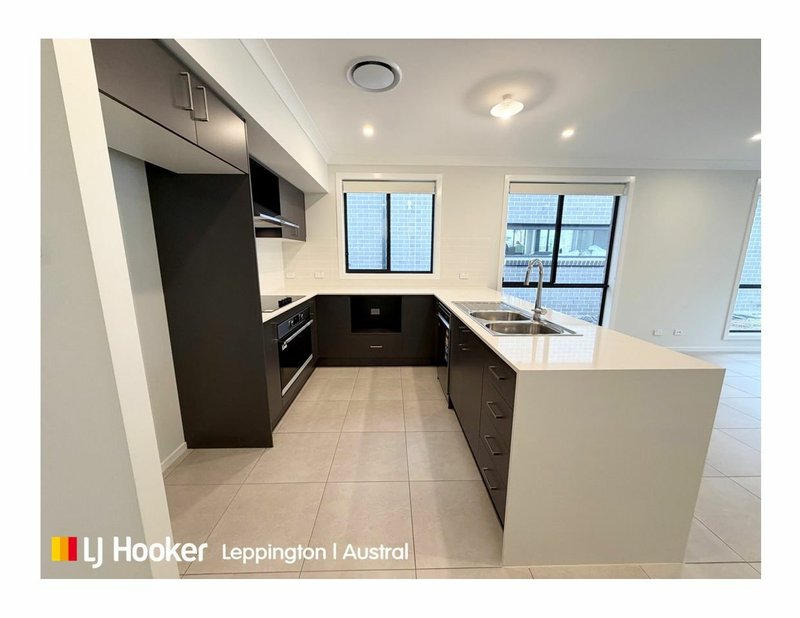Photo - 17 Aroona Avenue, Austral NSW 2179 - Image 8