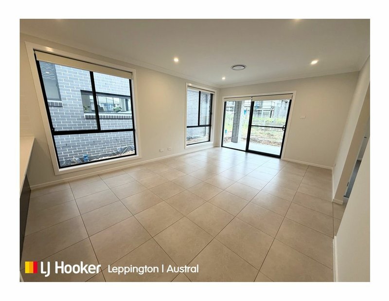 Photo - 17 Aroona Avenue, Austral NSW 2179 - Image 10