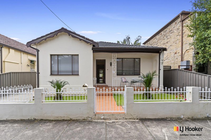 17 Arthur Street, Ashfield NSW 2131