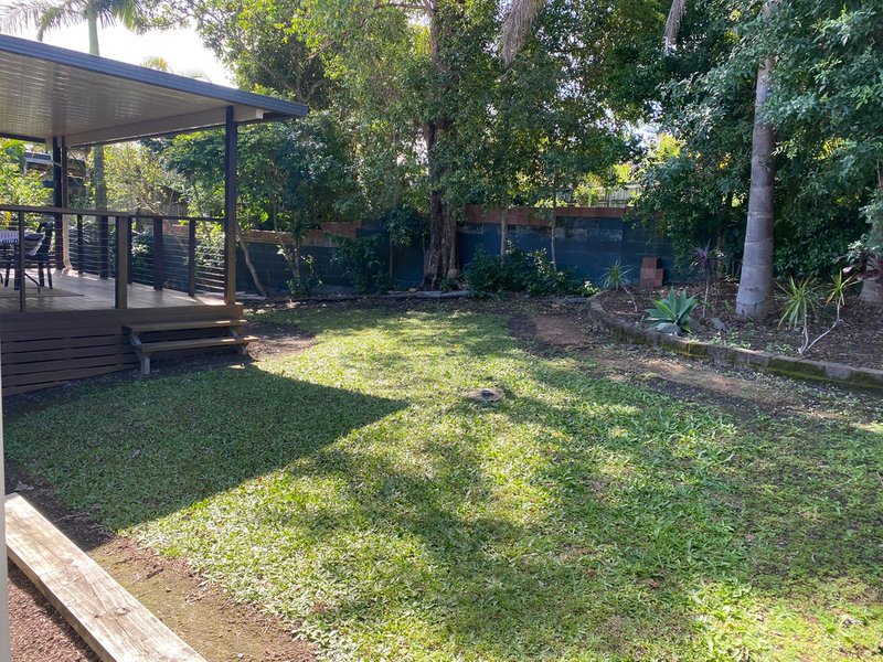 Photo - 17 Arthur Street, Biggera Waters QLD 4216 - Image 8