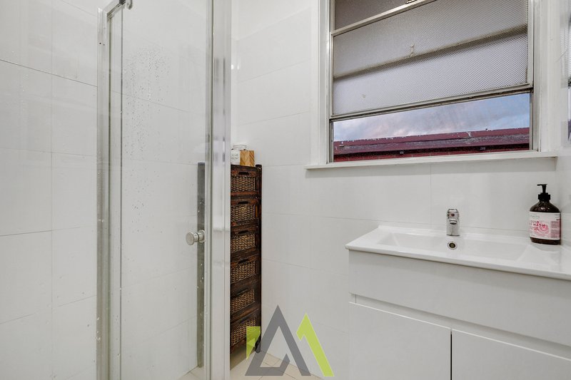 Photo - 17 Aurea Court, Frankston North VIC 3200 - Image 8