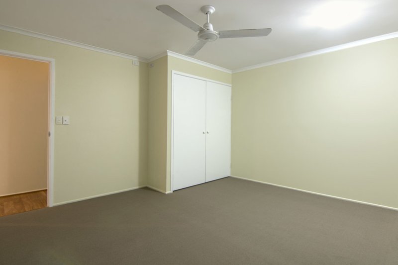 Photo - 17 Avocado Crescent, Bli Bli QLD 4560 - Image 5