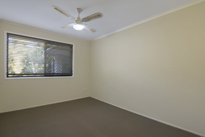 Photo - 17 Avocado Crescent, Bli Bli QLD 4560 - Image 8