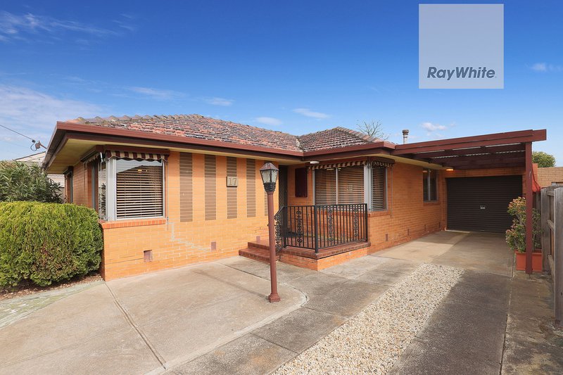 Photo - 17 Aylesbury Crescent, Gladstone Park VIC 3043 - Image 3