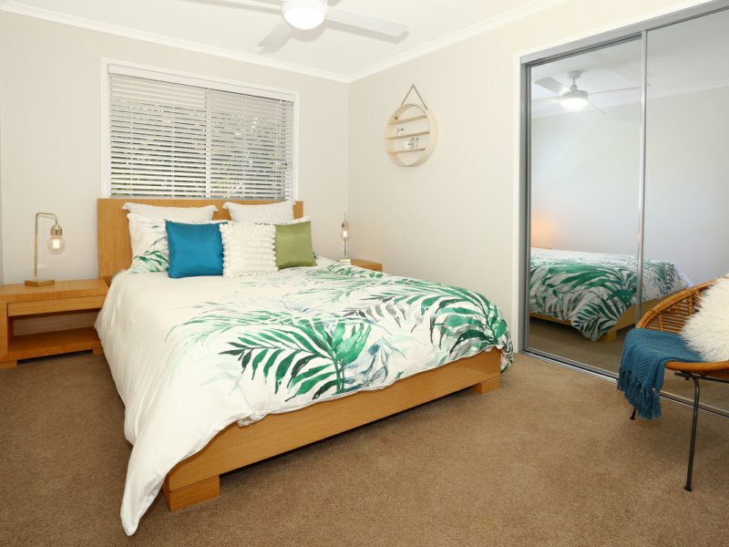 Photo - 17 Ballarat Court, Tallai QLD 4213 - Image 19