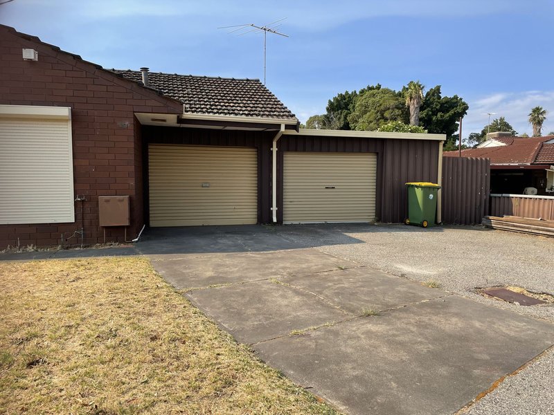 Photo - 17 Banksia Road, Camillo WA 6111 - Image 2