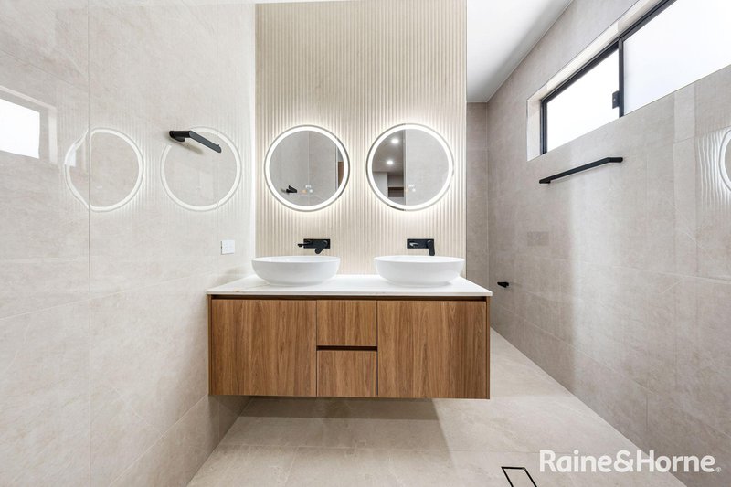 Photo - 17 Bantam Street, Austral NSW 2179 - Image 8