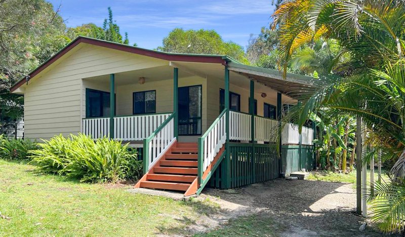 17 Baracoota Street, Macleay Island QLD 4184