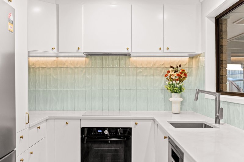 Photo - 17 Barcoo Street, Runcorn QLD 4113 - Image 6