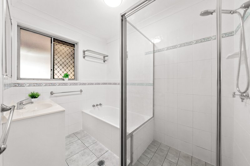 Photo - 17 Barcoo Street, Runcorn QLD 4113 - Image 16