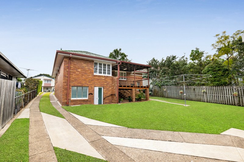 Photo - 17 Barmore Street, Tarragindi QLD 4121 - Image 3