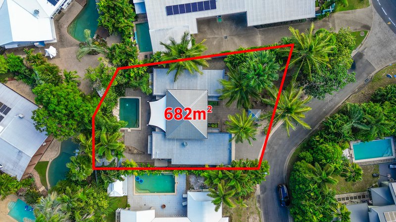 Photo - 17 Barrier Close, Clifton Beach QLD 4879 - Image 2