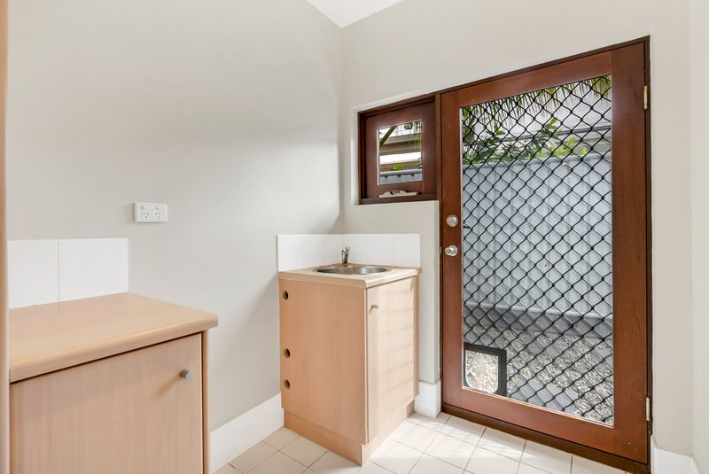 Photo - 17 Barrier Close, Clifton Beach QLD 4879 - Image 15