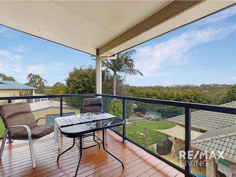 Photo - 17 Barrine Place, Narangba QLD 4504 - Image 12