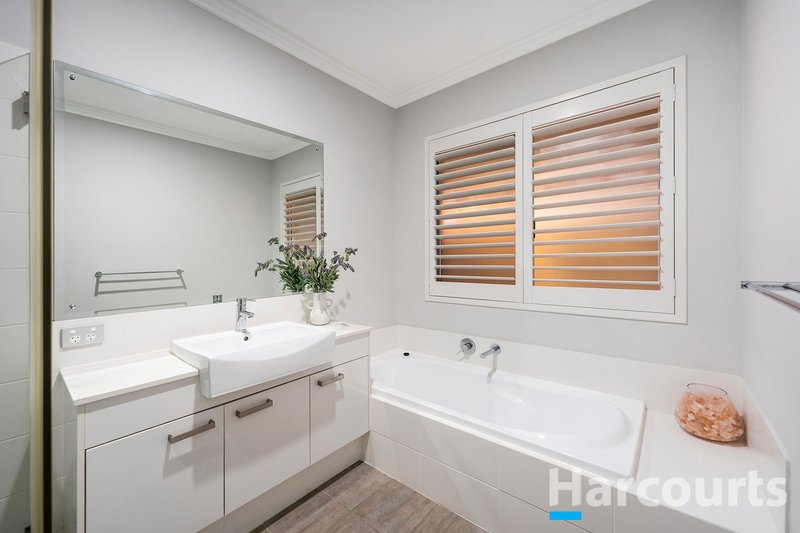 Photo - 17 Barringarra Concourse, Madora Bay WA 6210 - Image 17