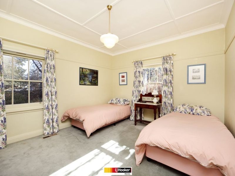 Photo - 17 Bass Gardens, Griffith ACT 2603 - Image 11