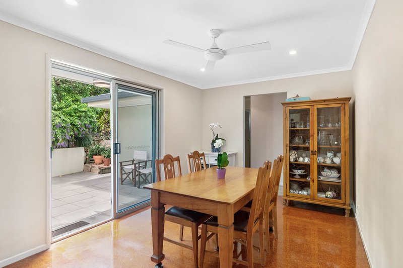 Photo - 17 Bates Drive, Everton Hills QLD 4053 - Image 3