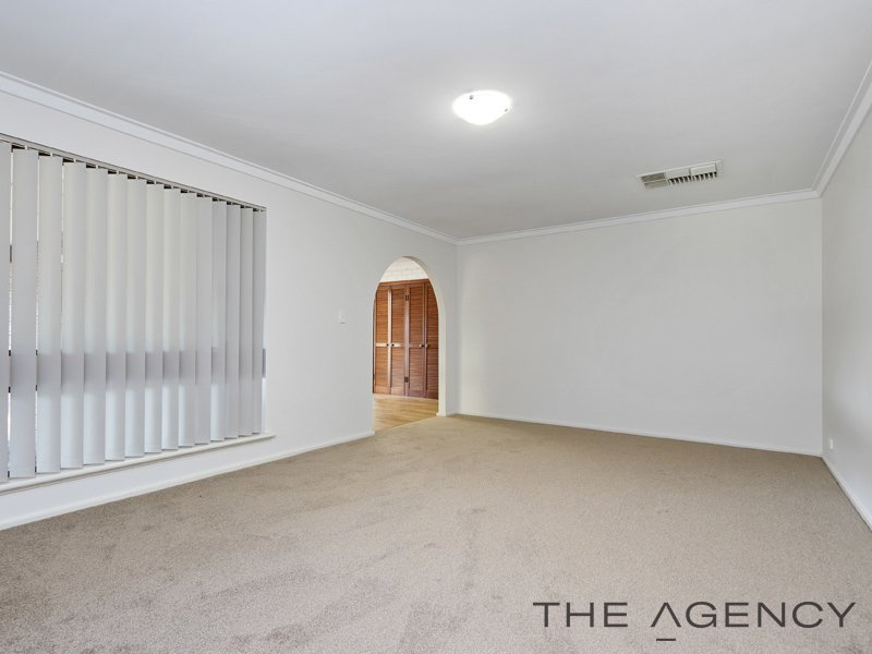 Photo - 17 Battersea Road, Canning Vale WA 6155 - Image 6