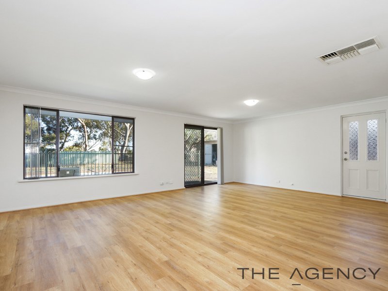 Photo - 17 Battersea Road, Canning Vale WA 6155 - Image 22