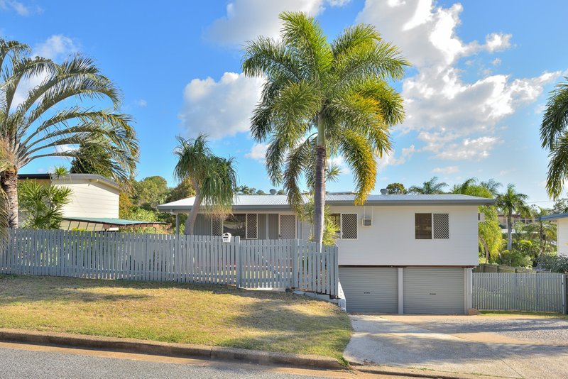 Photo - 17 Bauhinia Street, Kin Kora QLD 4680 - Image 1