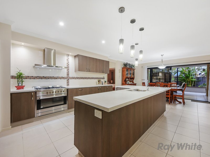 Photo - 17 Baybreeze Crescent, Murrumba Downs QLD 4503 - Image 5