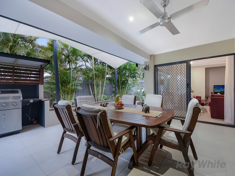 Photo - 17 Baybreeze Crescent, Murrumba Downs QLD 4503 - Image 12