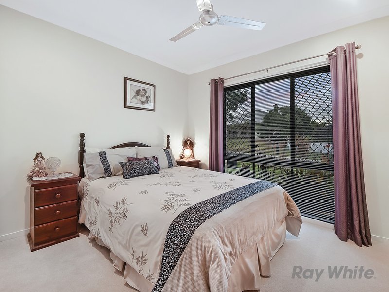 Photo - 17 Baybreeze Crescent, Murrumba Downs QLD 4503 - Image 16