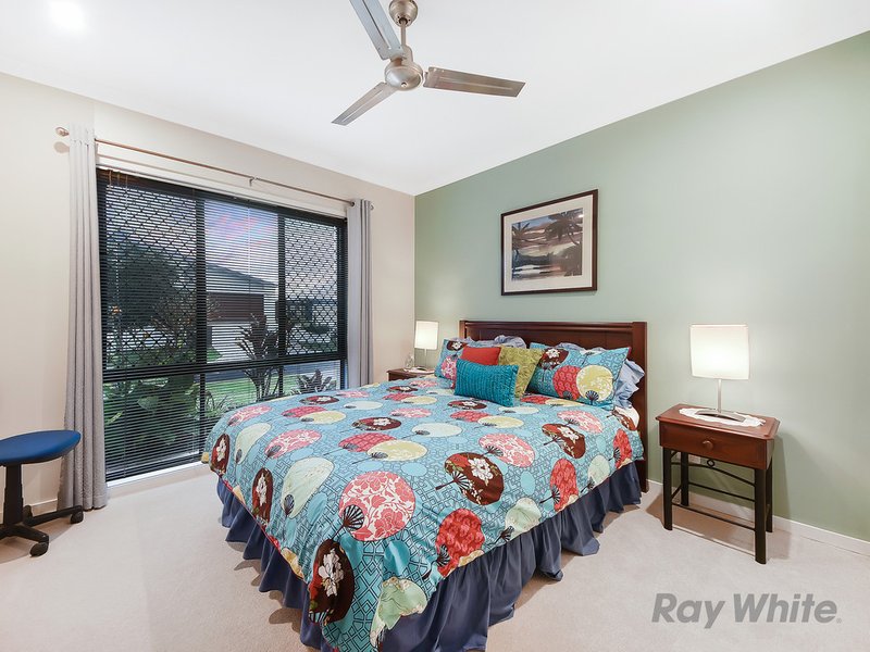 Photo - 17 Baybreeze Crescent, Murrumba Downs QLD 4503 - Image 17