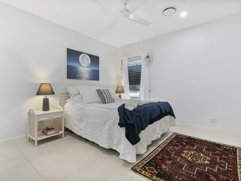 Photo - 17 Baza Place, Banksia Beach QLD 4507 - Image 19