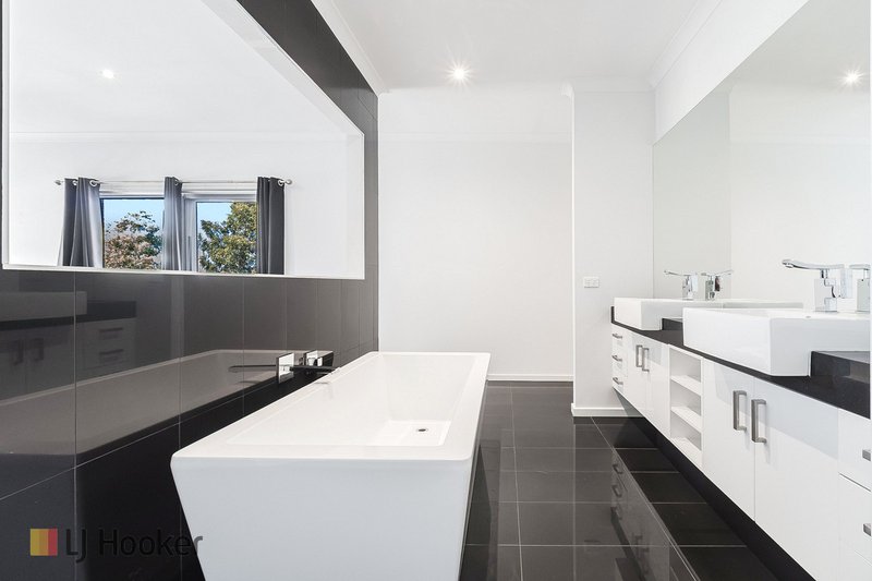 Photo - 17 Beau Vista Drive, Craigieburn VIC 3064 - Image 22