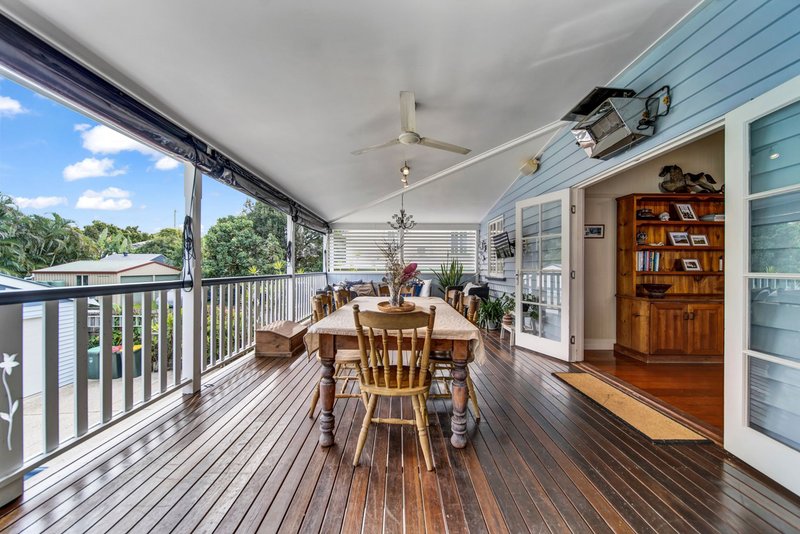 Photo - 17 Beaumetz Street, Sandgate QLD 4017 - Image 8