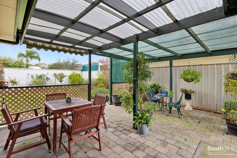 Photo - 17 Beechwood Grove, Seaford SA 5169 - Image 8