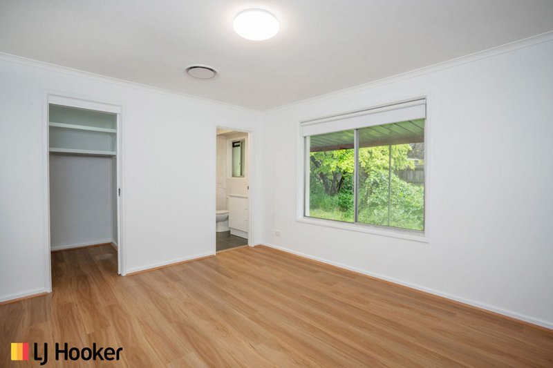 Photo - 1/7 Belbin Place, Macquarie ACT 2614 - Image 5