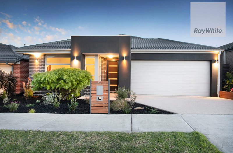 17 Bellini Drive, Greenvale VIC 3059