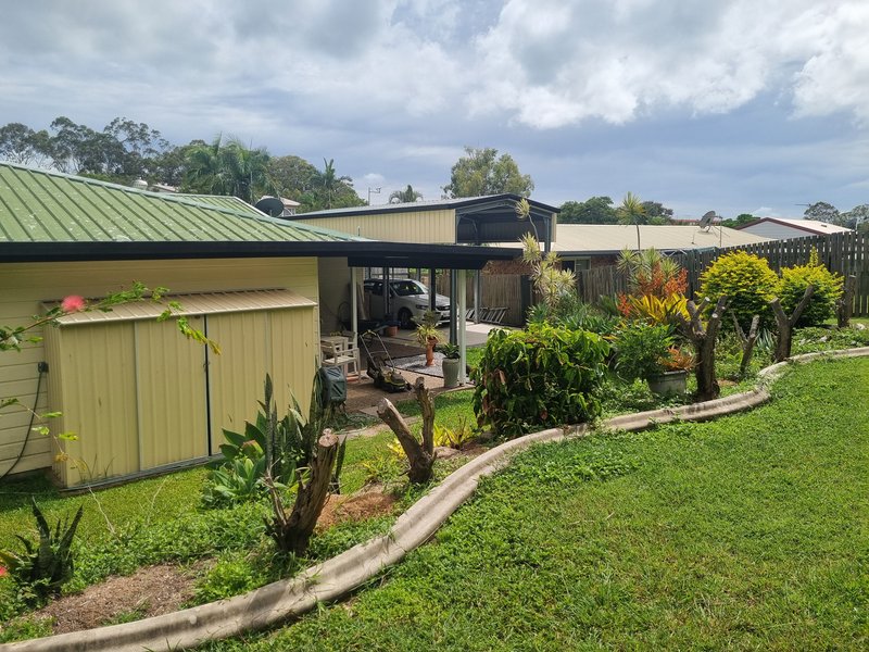 Photo - 17 Beltana Drive, Boyne Island QLD 4680 - Image 14