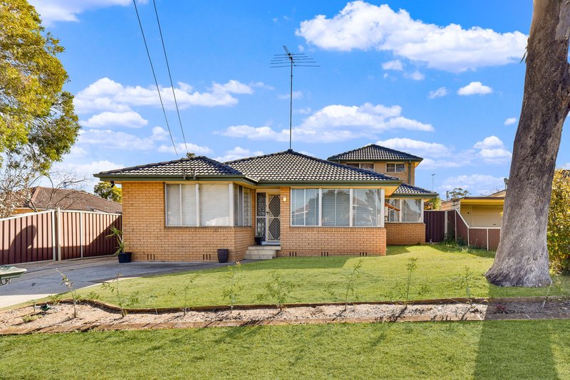 17 Benine Drive, Cambridge Park NSW 2747