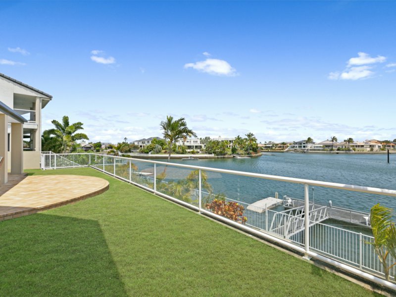 Photo - 17 Bernardino Crt , Mermaid Waters QLD 4218 - Image 23