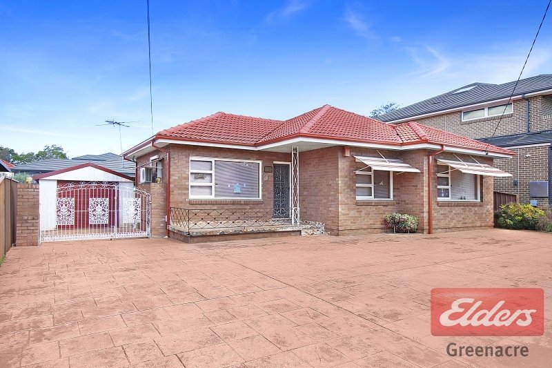 Photo - 17 Bettina Court, Greenacre NSW 2190 - Image 3