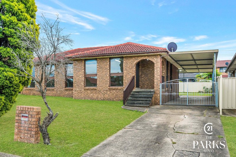 Photo - 17 Bettong Crescent, Bossley Park NSW 2176 - Image 1